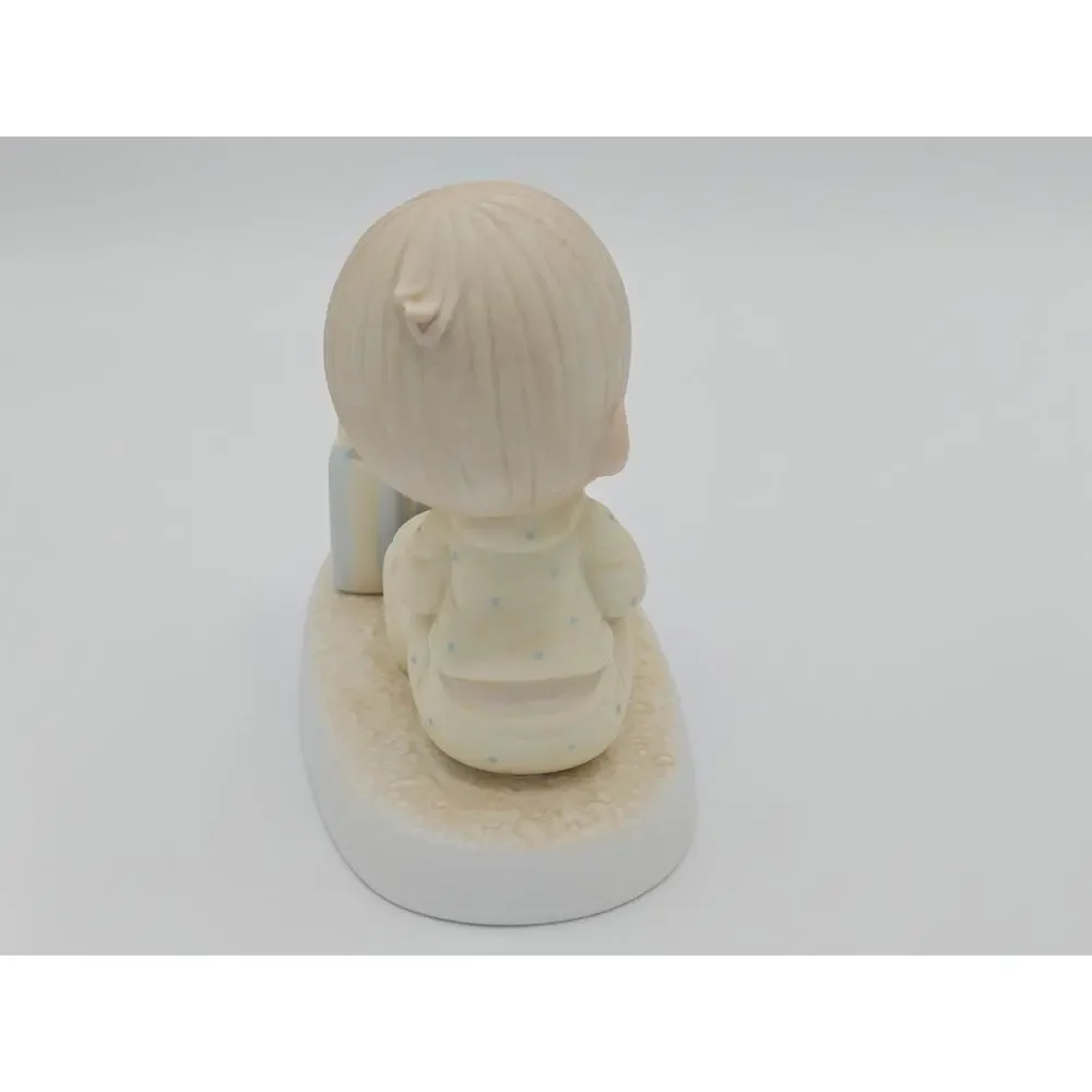 Precious Moments The Greatest Gift Is A Friend Figurine 1987 Enesco 109231 PMS